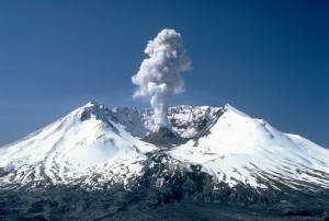 800px-MSH82_st_helens_plume_from_harrys_ridge_05-19-82