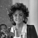 800px-Elizabeth_Taylor36