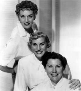 533px-The_Andrews_Sisters_1952